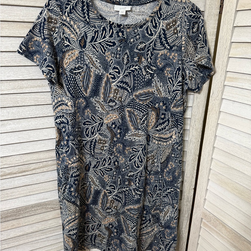 Elegant Blue Paisley Dress